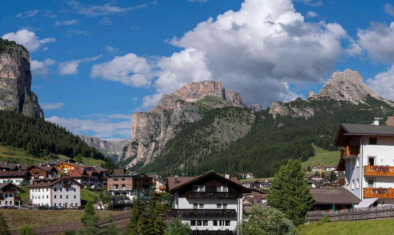 Aparthotel Monte 44 Selva di Val Gardena Extérieur photo